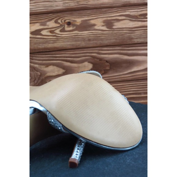 Steve Madden Size 8 M Silver Ankle Strap‎ Synthetic Women Sandal Shoes - Picture 7 of 7